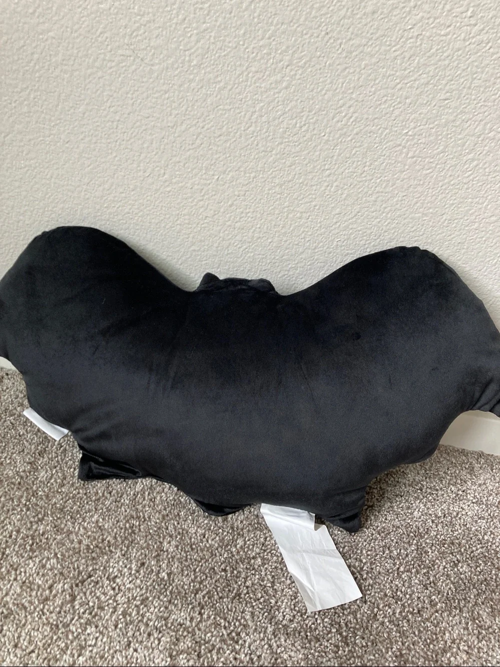NOVOGRATZ BLACK BAT PILLOW Halloween goth vampire decor